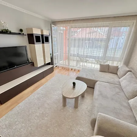 Апартамент Super Comfy Бургас